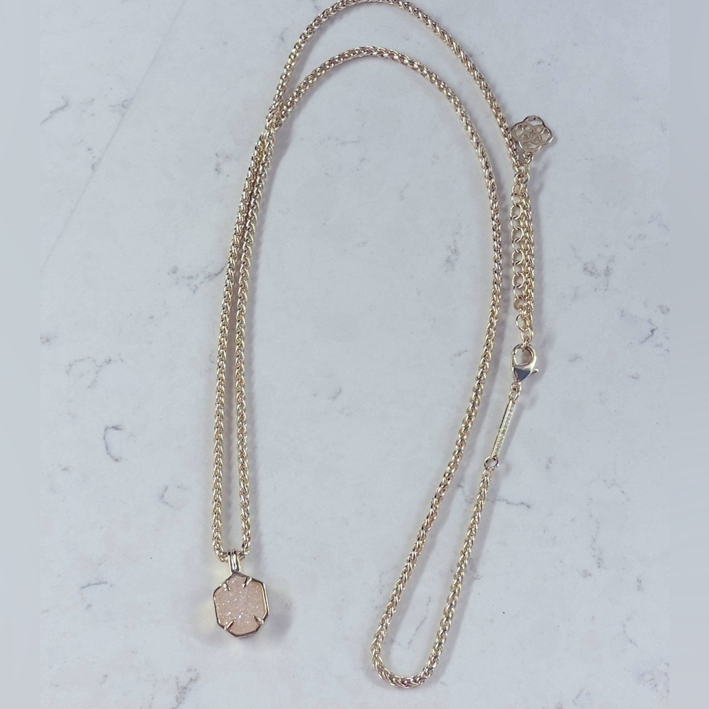 🤍NEW, Never Worn Kendra Scott Oliver Pendant Necklace in Gold White Drusy Stone🤍
